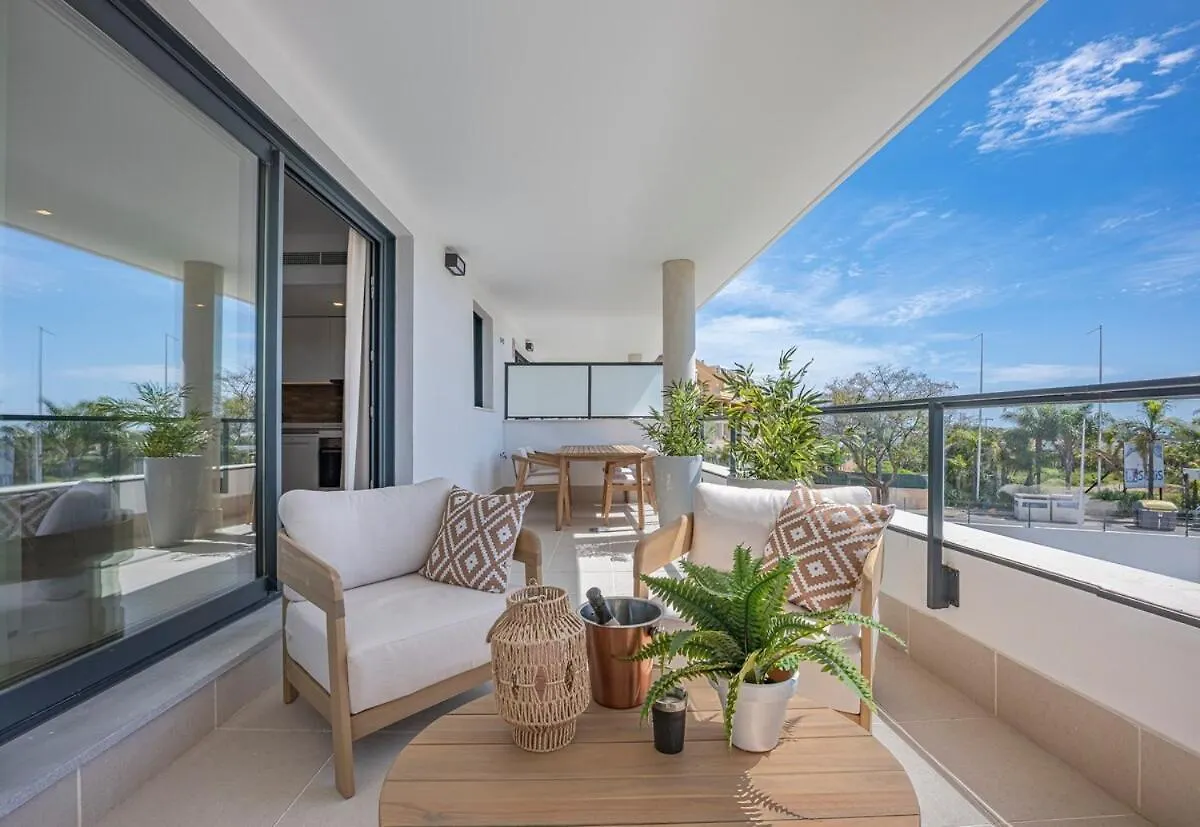 אסטפונה Modern And Bright 2 Bedroom Apt, Swimming Pool And Gym 0*,  ספרד