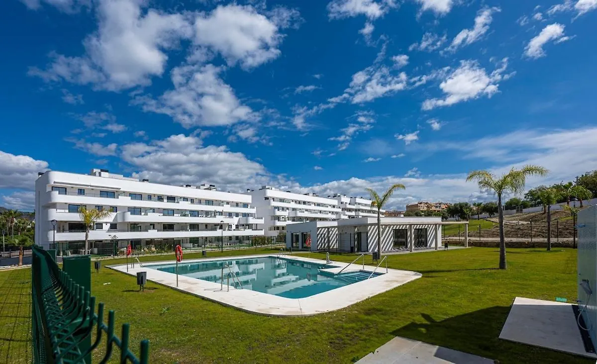 דירה אסטפונה Modern And Bright 2 Bedroom Apt, Swimming Pool And Gym