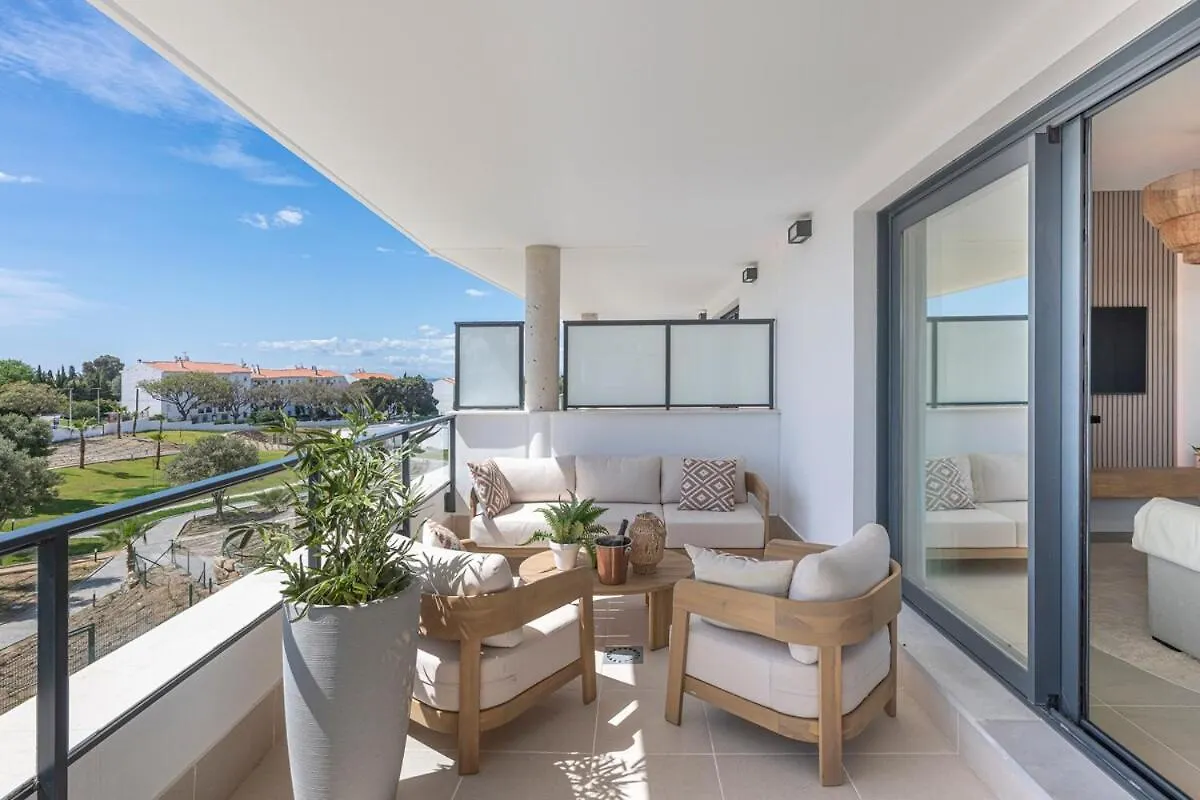 אסטפונה Modern And Bright 2 Bedroom Apt, Swimming Pool And Gym 0*,