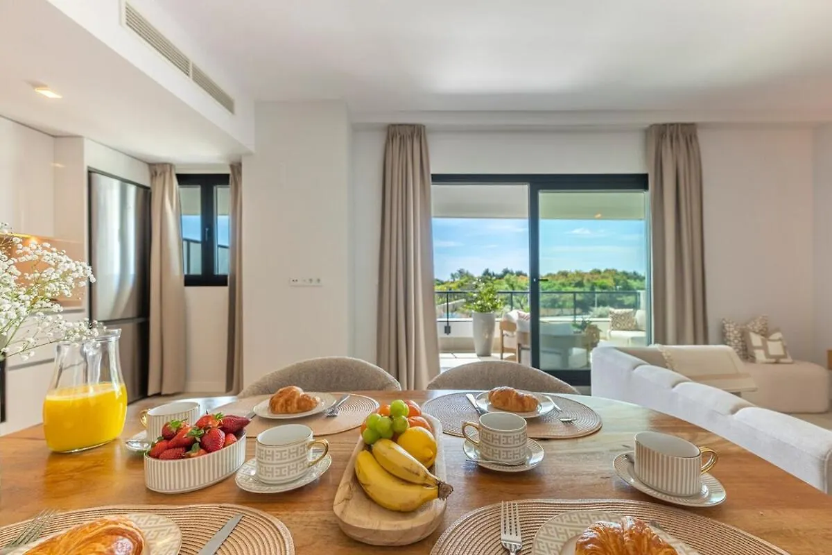 דירה אסטפונה Modern And Bright 2 Bedroom Apt, Swimming Pool And Gym