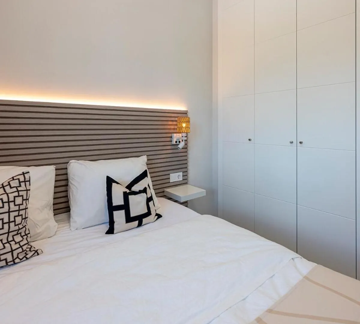 אסטפונה Modern And Bright 2 Bedroom Apt, Swimming Pool And Gym 0*,  ספרד